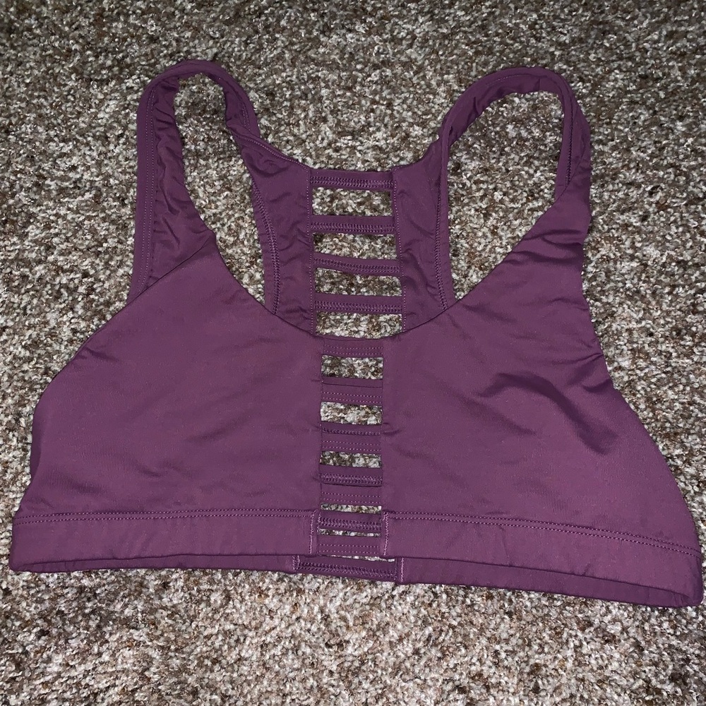 Victoria’s Secret pink sports bra